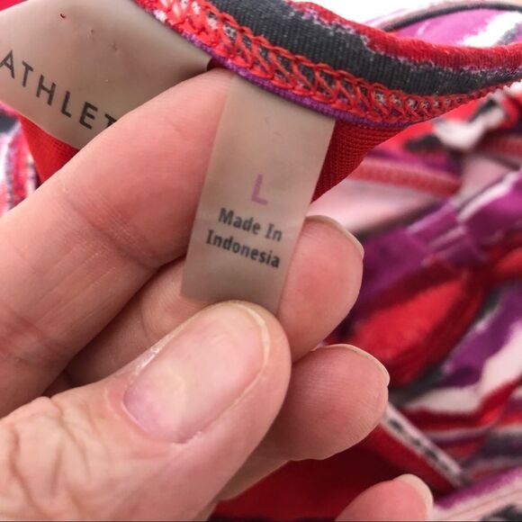 Athleta Top Size Large Vibrant Colors Built in Bra - Picture 9 of 13